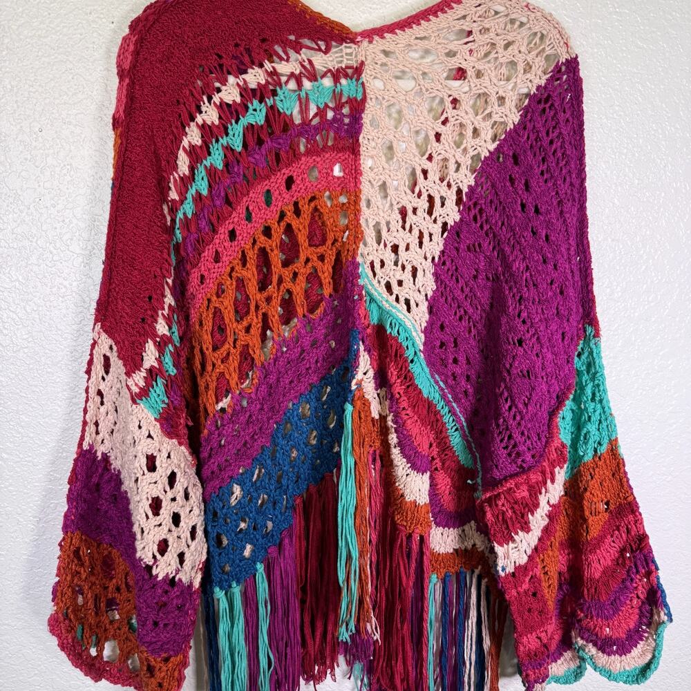 Free People Crochet Sweater Womens XS Fringe Poncho Boho Festival Coachella NEW - Picture 7 of 11